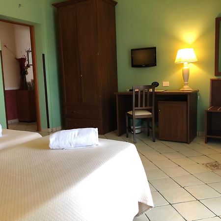Il Tempio Di Hera Marinella di Selinunte Quarto foto