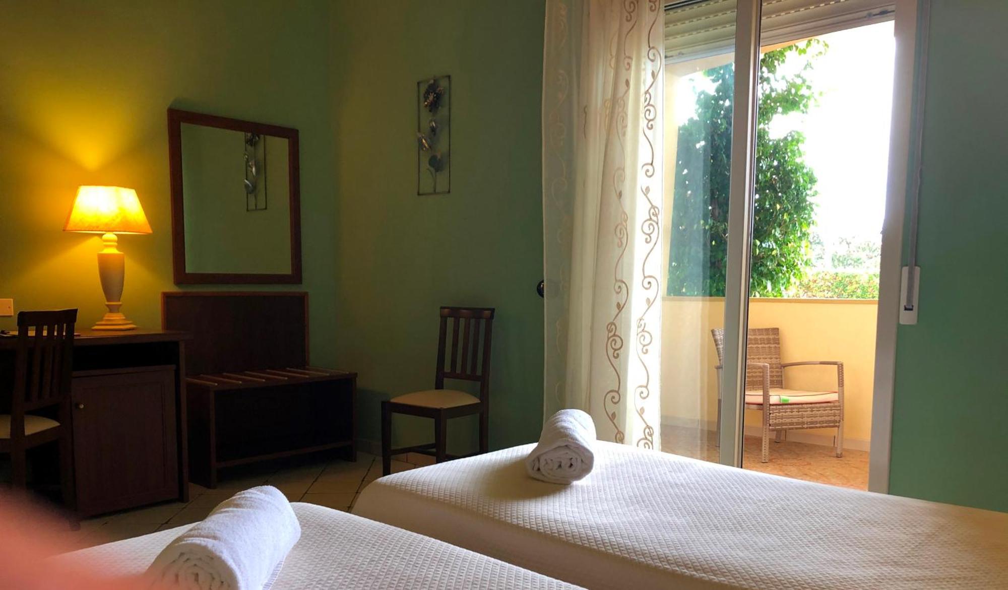 Il Tempio Di Hera Marinella di Selinunte Quarto foto